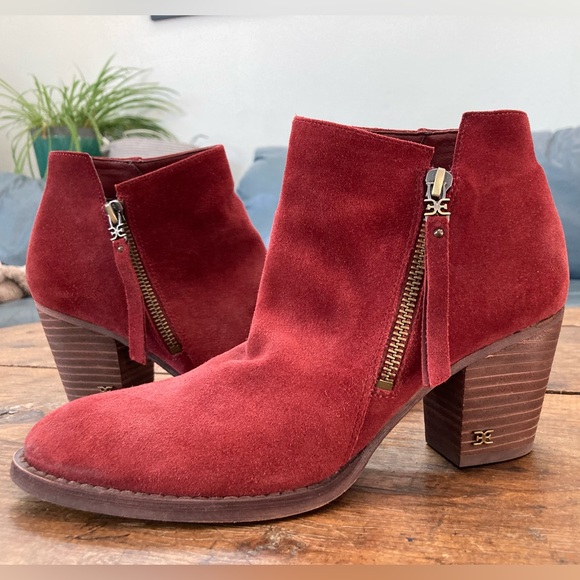 Sam Edelman Booties, size 7.5. Red/rust suede. - Picture 3 of 7